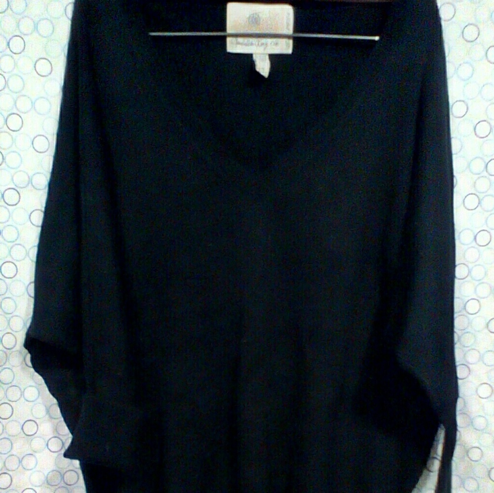 ⭐Lightweight sweater